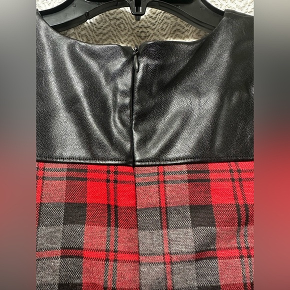 Kidpik Plaid Red and Black Girls Dress - Picture 5 of 8